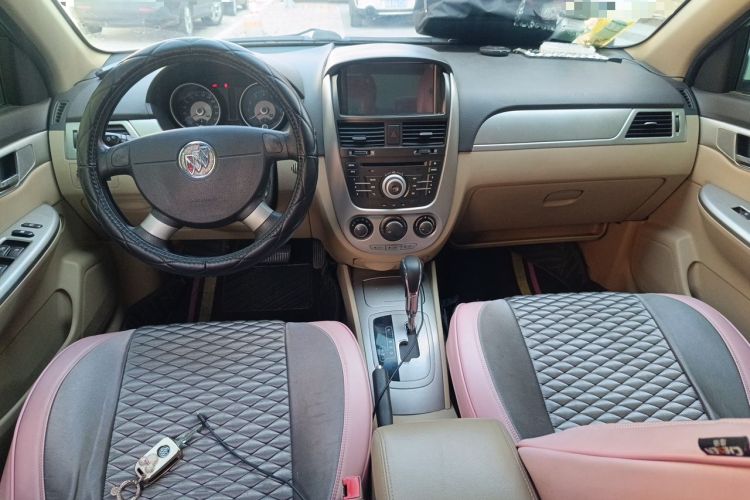 Used Buick Excelle 2013 1.5L Automatic Classic Model Center Console