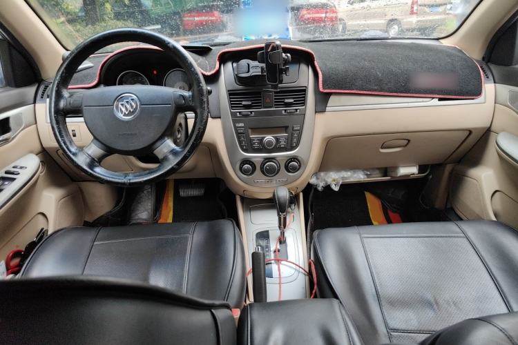 Used Buick Excelle 2013 1.5L Automatic Classic Model Center Console