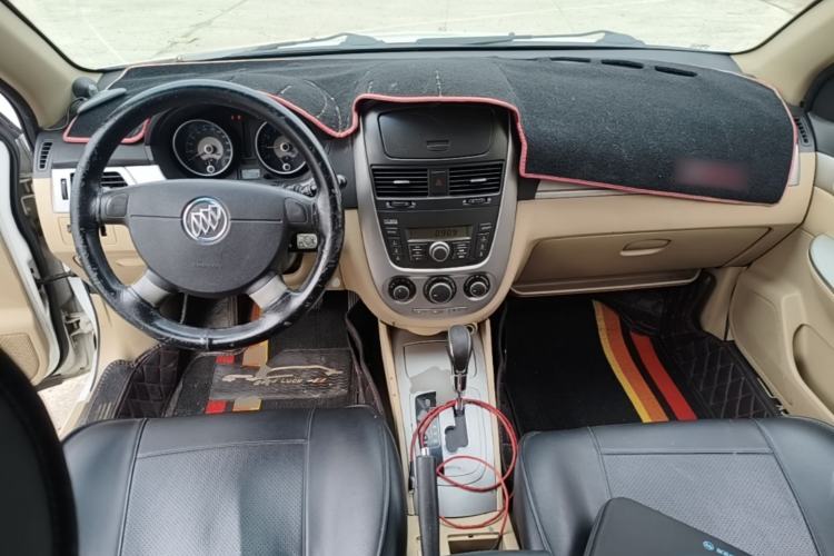 Used Buick Excelle 2013 1.5L Automatic Classic Model Center Console