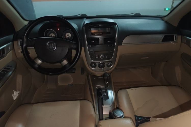 Used Buick Excelle 2013 1.5L Automatic Classic Model Center Console