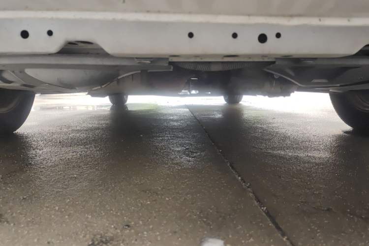 Used Buick Excelle 2013 1.5L Automatic Classic Model Chassis Front