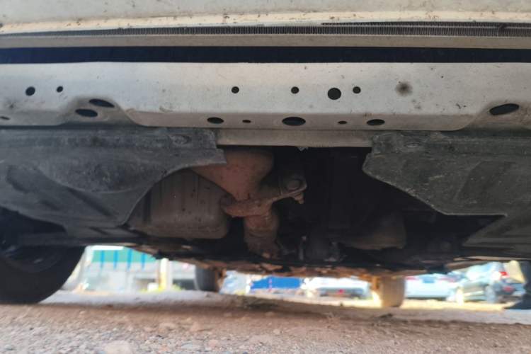 Used Buick Excelle 2013 1.5L Manual Classic Model Chassis Front