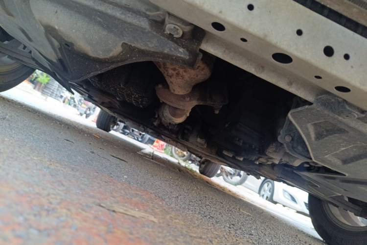 Used Buick Excelle 2013 1.5L Automatic Classic Model Chassis Front