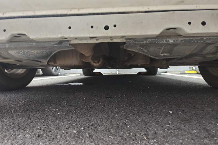 Used Buick Excelle 2013 1.5L Manual Classic Model Chassis Front
