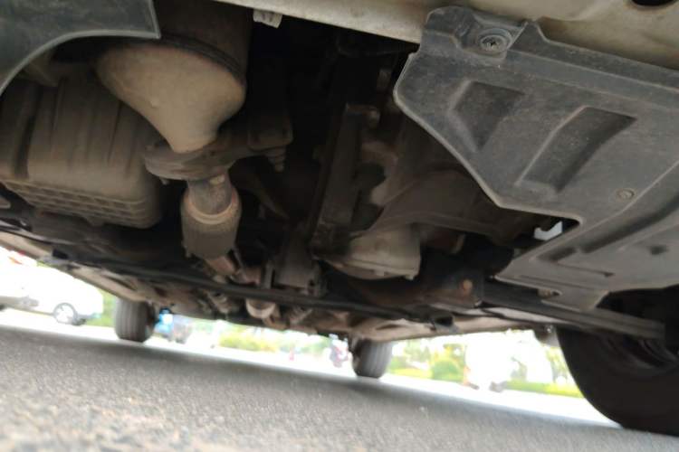 Used Buick Excelle 2013 1.5L Manual Classic Model Chassis Front