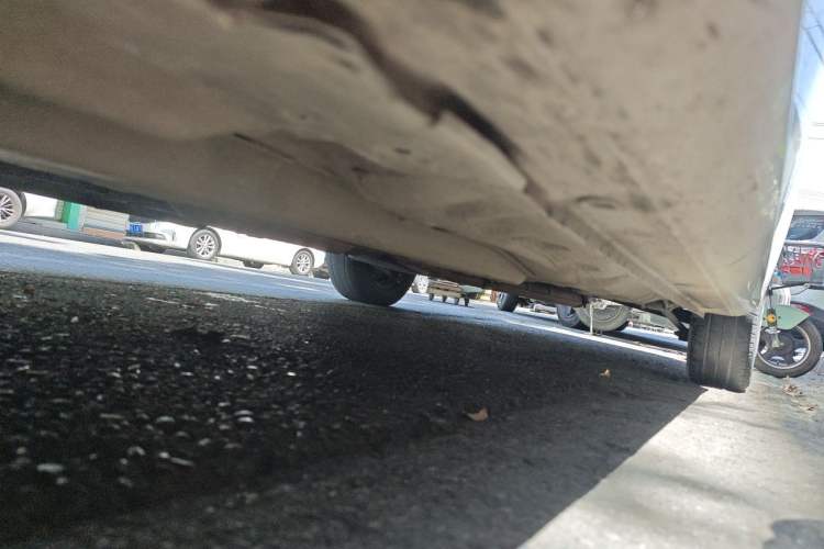 Used Buick Excelle 2013 1.5L Automatic Classic Model Chassis Front Left