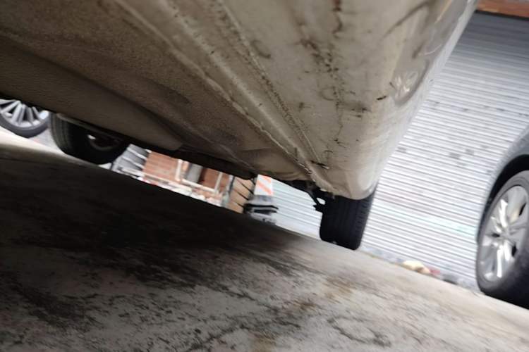Used Buick Excelle 2013 1.5L Automatic Classic Model Chassis Front Left