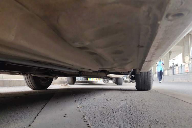 Used Buick Excelle 2013 1.5L Automatic Classic Model Chassis Front Left