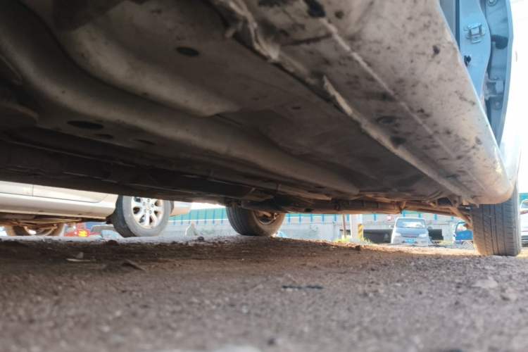 Used Buick Excelle 2013 1.5L Manual Classic Model Chassis Front Left