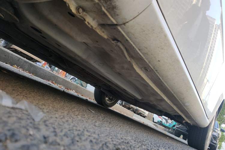 Used Buick Excelle 2013 1.5L Manual Luxury Model Chassis Front Left