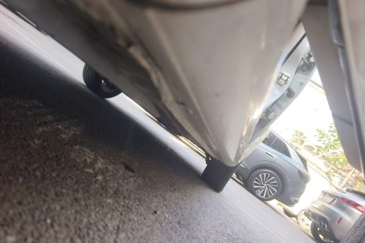 Used Buick Excelle 2013 1.5L Automatic Luxury Model Chassis Front Left