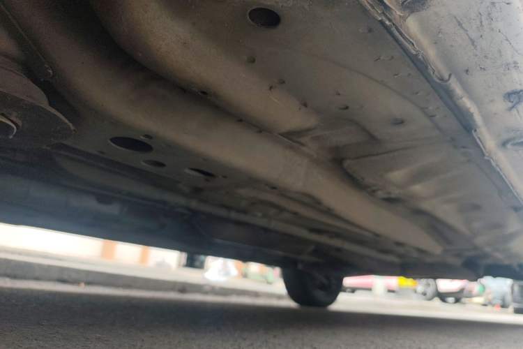 Used Buick Excelle 2013 1.5L Automatic Classic Model Chassis Front Left