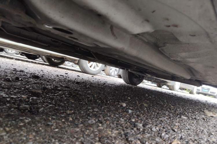 Used Buick Excelle 2013 1.5L Automatic Classic Model Chassis Front Left