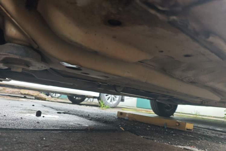 Used Buick Excelle 2013 1.5L Automatic Classic Model Chassis Front Left