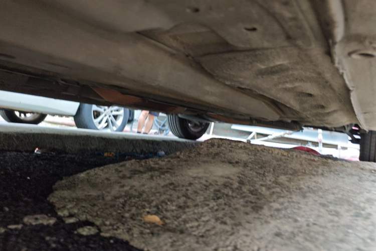 Used Buick Excelle 2013 1.5L Manual Classic Model Chassis Front Left