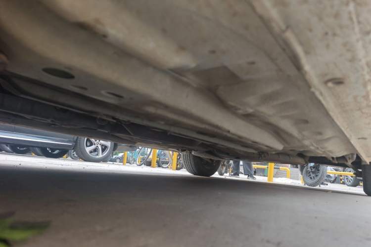 Used Buick Excelle 2013 1.5L Manual Classic Model Chassis Front Left