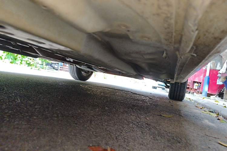 Used Buick Excelle 2013 1.5L Manual Classic Model Chassis Front Left