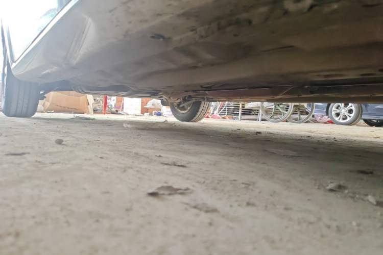 Used Buick Excelle 2013 1.5L Automatic Classic Model Chassis Front Right