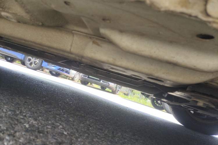 Used Buick Excelle 2013 1.5L Automatic Classic Model Chassis Front Right