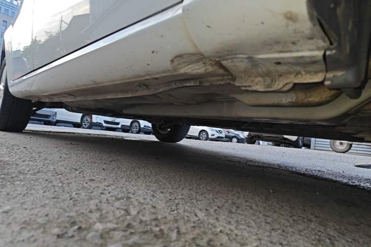 Used Buick Excelle 2013 1.5L Automatic Classic Model Chassis Front Right