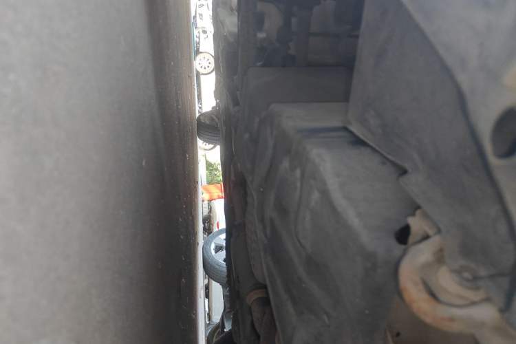 Used Buick Excelle 2013 1.5L Automatic Classic Model Chassis Front Right