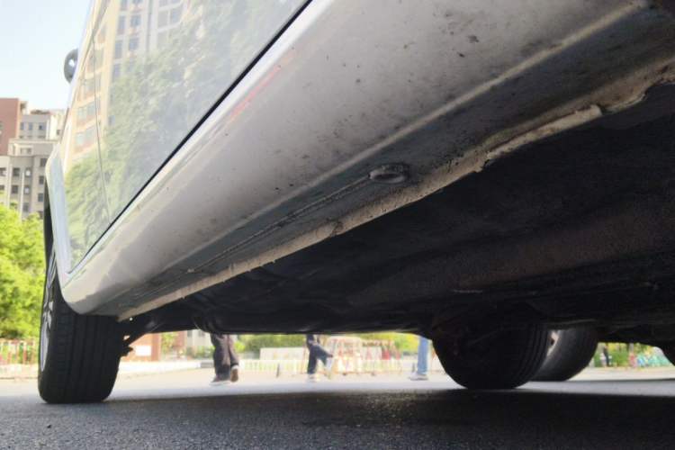 Used Buick Excelle 2013 1.5L Automatic Classic Model Chassis Front Right