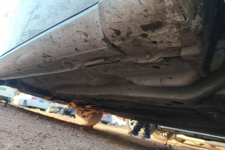 Used Buick Excelle 2013 1.5L Manual Classic Model Chassis Front Right