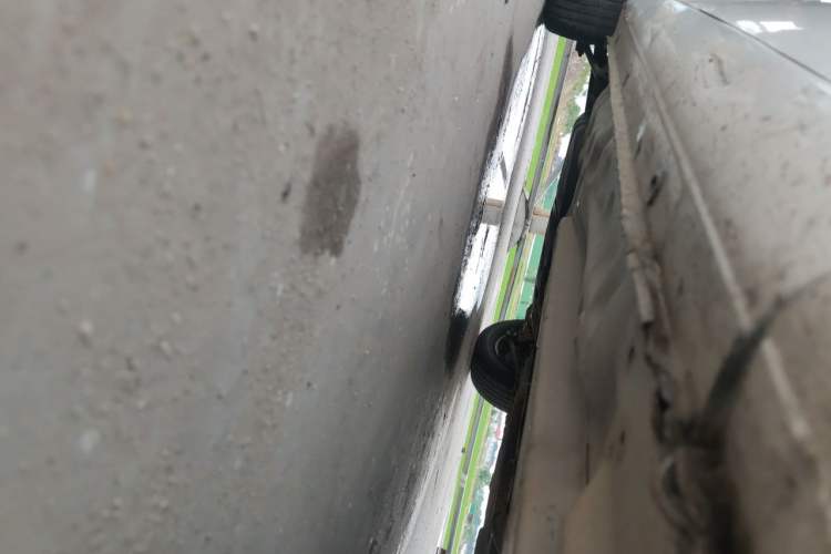 Used Buick Excelle 2013 1.5L Automatic Classic Model Chassis Front Right