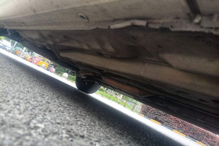 Used Buick Excelle 2013 1.5L Automatic Classic Model Chassis Front Right