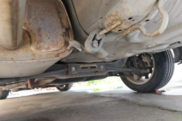 Used Buick Excelle 2013 1.5L Automatic Luxury Model Chassis Front Right