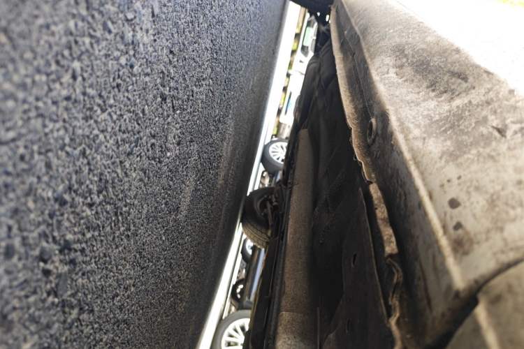 Used Buick Excelle 2013 1.5L Manual Classic Model Chassis Front Right