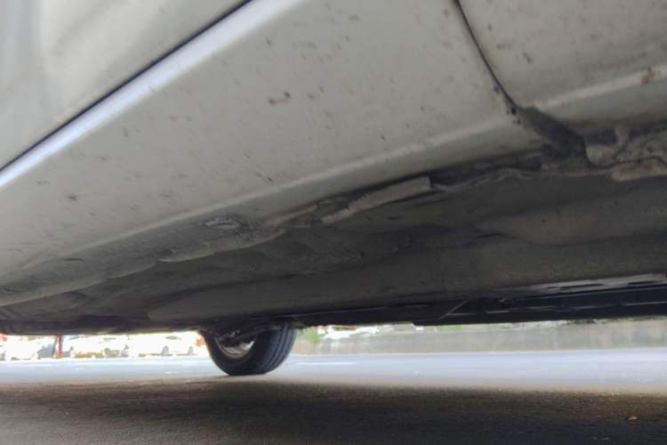 Used Buick Excelle 2013 1.5L Automatic Classic Model Chassis Front Right