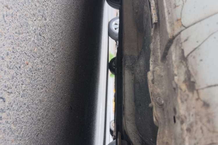 Used Buick Excelle 2013 1.5L Automatic Classic Model Chassis Front Right