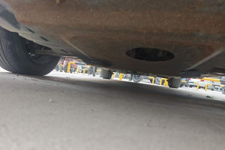 Used Buick Excelle 2013 1.5L Manual Classic Model Chassis Front