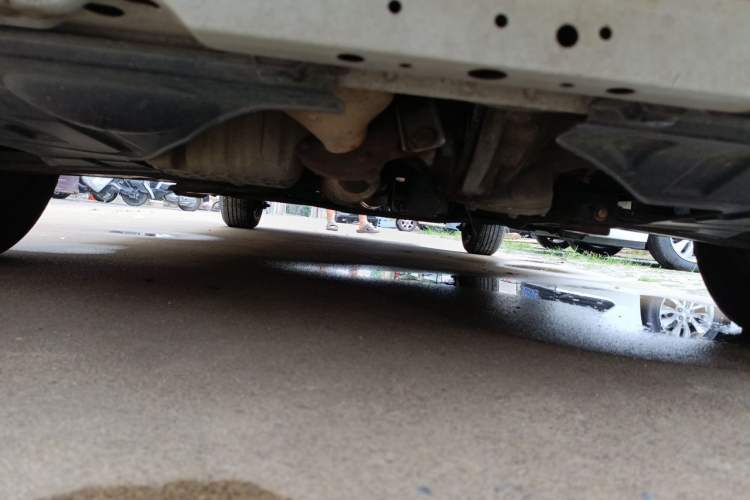 Used Buick Excelle 2013 1.5L Manual Classic Model Chassis Front