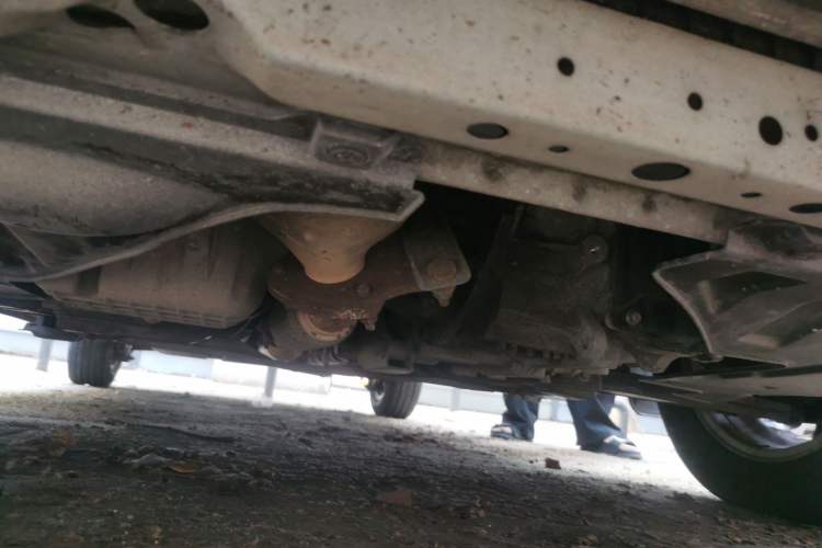 Used Buick Excelle 2013 1.5L Automatic Classic Model Chassis Front