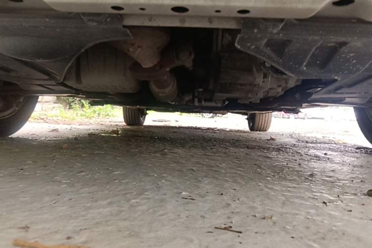 Used Buick Excelle 2013 1.5L Automatic Luxury Model Chassis Front