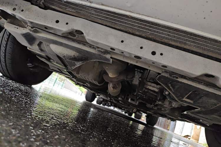 Used Buick Excelle 2013 1.5L Automatic Classic Model Chassis Front