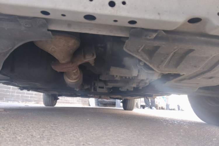 Used Buick Excelle 2013 1.5L Automatic Classic Model Chassis Front