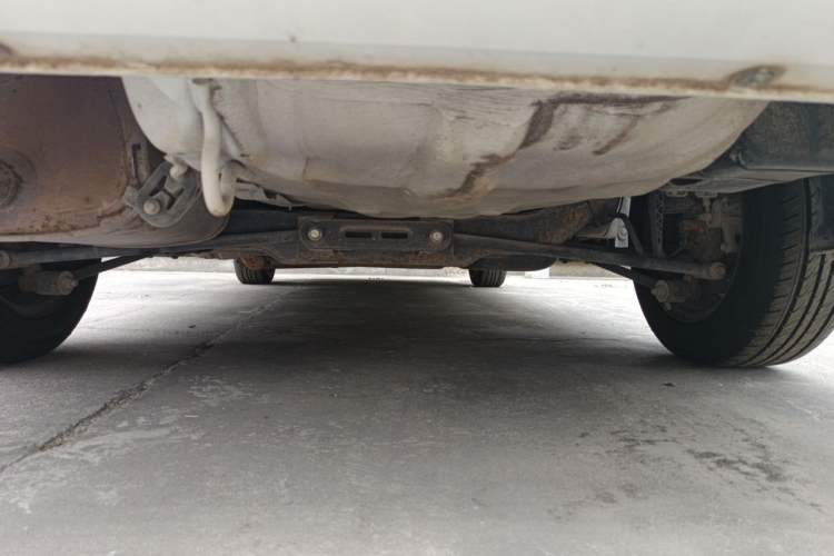 Used Buick Excelle 2013 1.5L Automatic Classic Model Chassis Rear