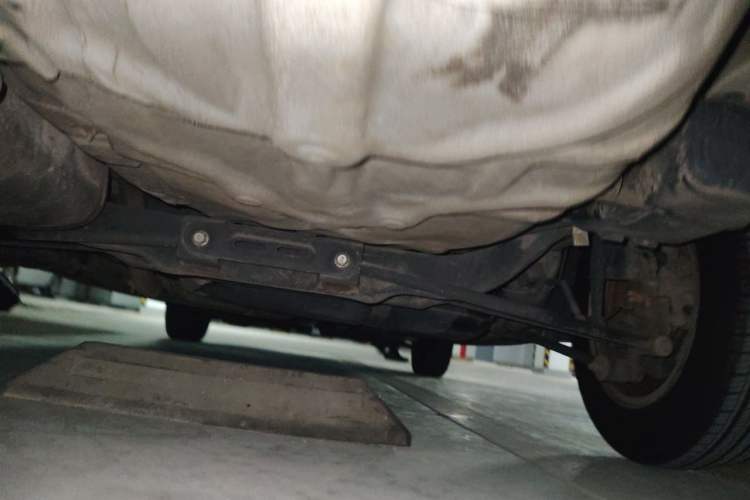 Used Buick Excelle 2013 1.5L Automatic Classic Model Chassis Rear