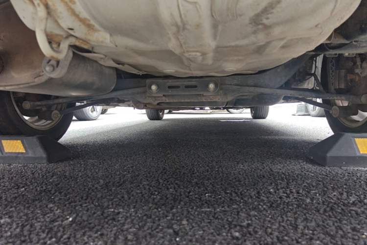 Used Buick Excelle 2013 1.5L Manual Classic Model Chassis Rear