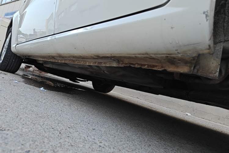 Used Buick Excelle 2013 1.5L Automatic Classic Model Chassis Rear Left