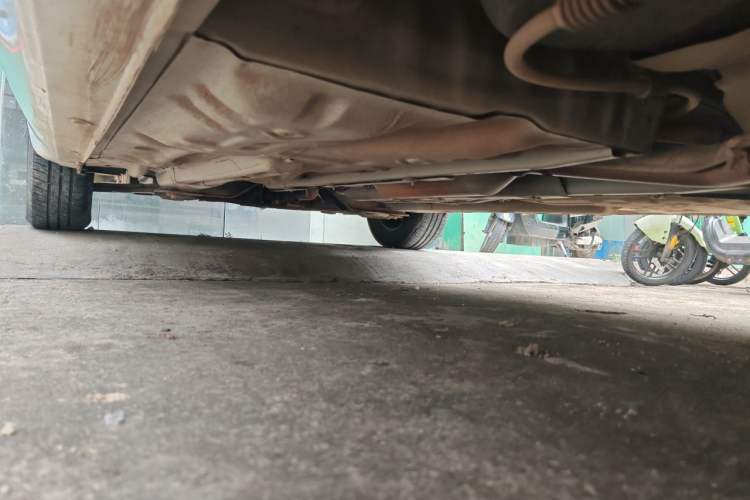 Used Buick Excelle 2013 1.5L Automatic Classic Model Chassis Rear Left