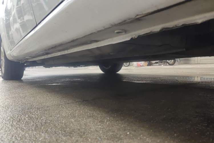 Used Buick Excelle 2013 1.5L Automatic Classic Model Chassis Rear Left