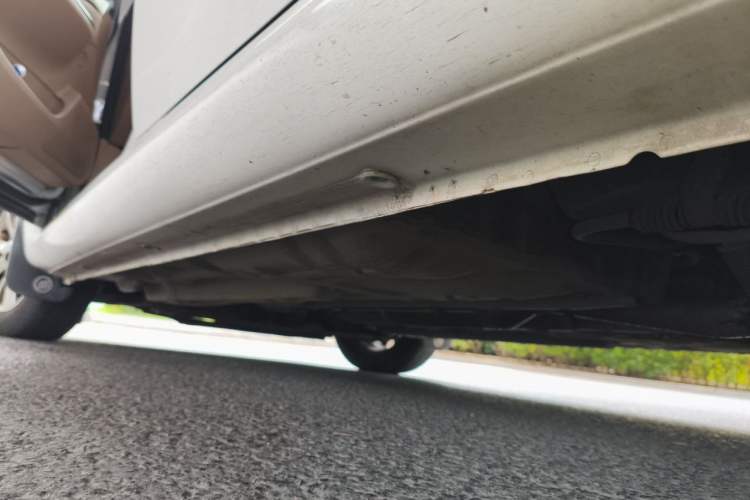Used Buick Excelle 2013 1.5L Automatic Classic Model Chassis Rear Left