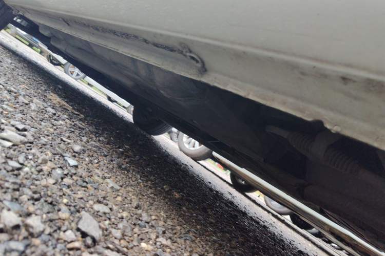 Used Buick Excelle 2013 1.5L Automatic Classic Model Chassis Rear Left