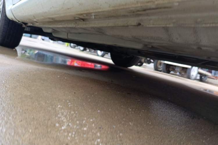 Used Buick Excelle 2013 1.5L Manual Classic Model Chassis Rear Left