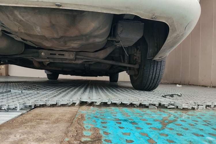 Used Buick Excelle 2013 1.5L Automatic Classic Model Chassis Rear Right