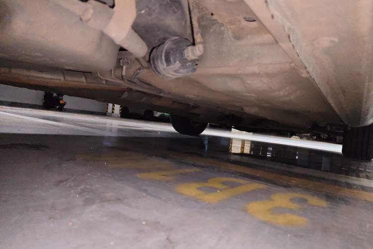 Used Buick Excelle 2013 1.5L Manual Classic Model Chassis Rear Right